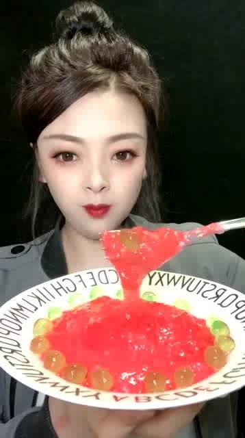 娱乐吃瓜酱小孩,网络热词“吃瓜酱小孩”背后的娱乐现象解析