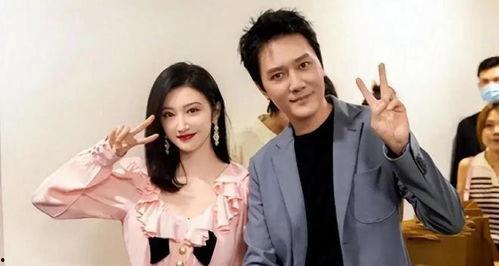 吃瓜娱乐八卦最新版一分钟,揭秘网红现象与社交媒体表演性劳动