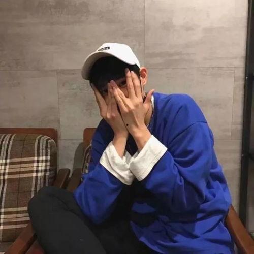 娱乐吃瓜的头像男生霸气,霸气侧漏！揭秘娱乐吃瓜界男生头像的潮流风尚