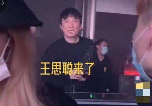 娱乐吃瓜酱一眼万年,一眼万年瞬间，捕捉华表奖璀璨瞬间